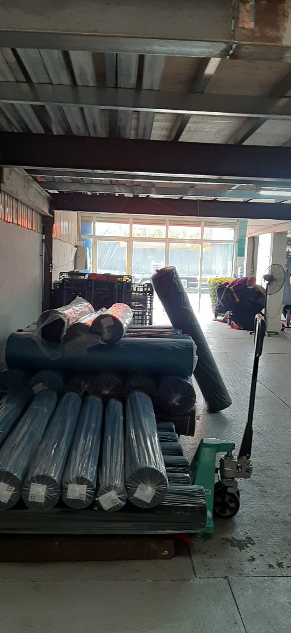 Hình ảnh kho và gia công cắt viền - Dệt Sài Gòn RITA - Công Ty TNHH Dệt Sài Gòn RITA